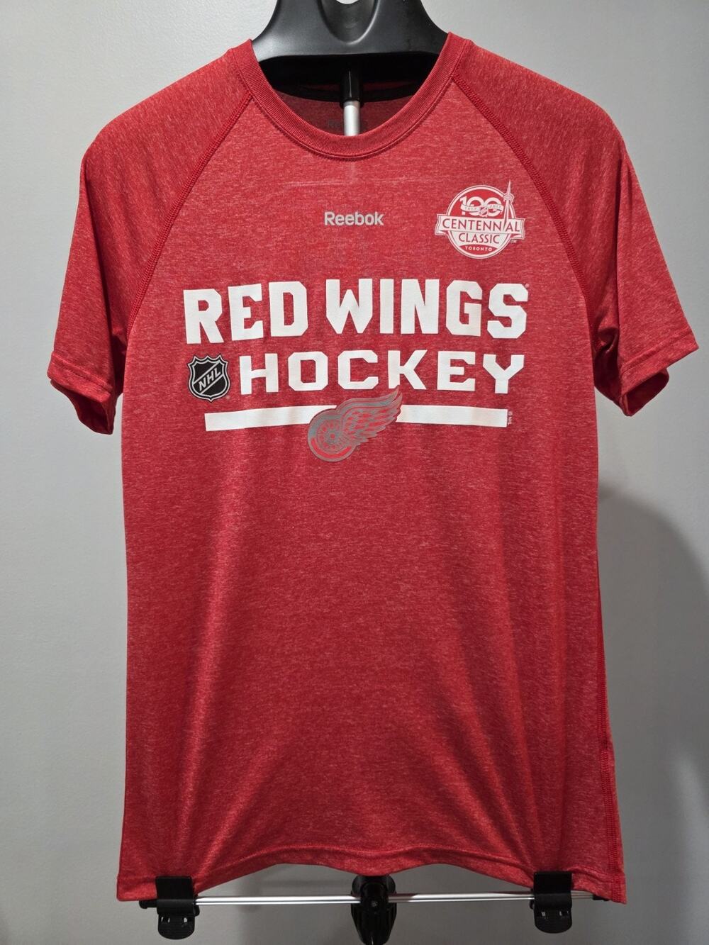 Detroit Red Wings Reebok Centennial Classic Hockey T-Shirt Men’s Small NHL Red